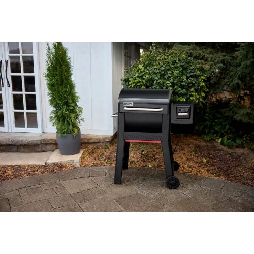 Weber Smoque 500 pellet grill