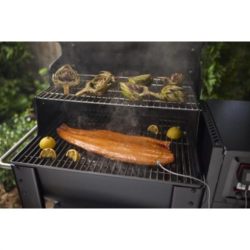 Weber Smoque 500 pellet grill